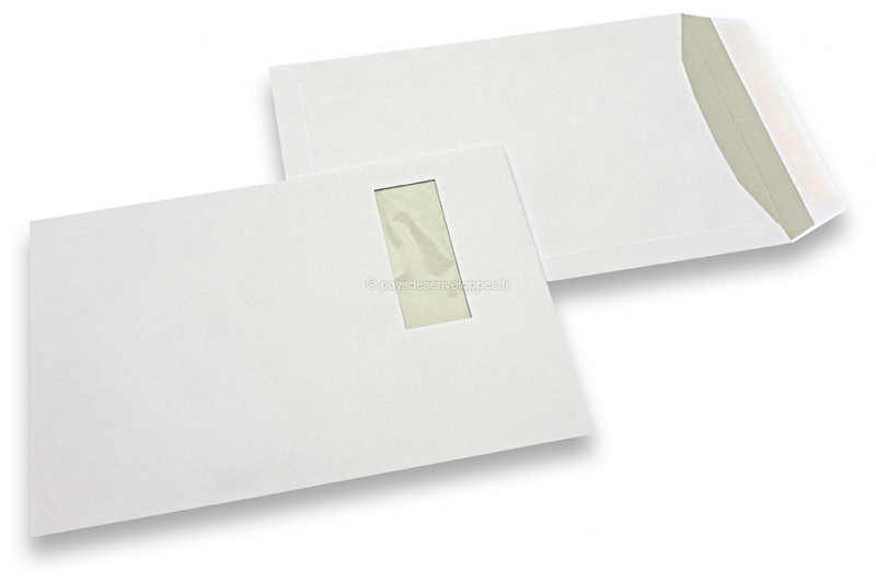 Enveloppes à fenêtre, blanche, 220 x 312 mm (EA4), fenêtre à gauche 40 x 110, position de la fenêtre à 20 mm du gauche et à 50 mm du haut, 120 grammes, fermeture gommée